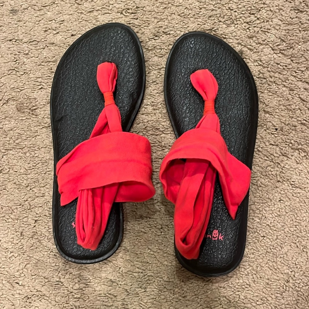 Women’s Sanuk sandals